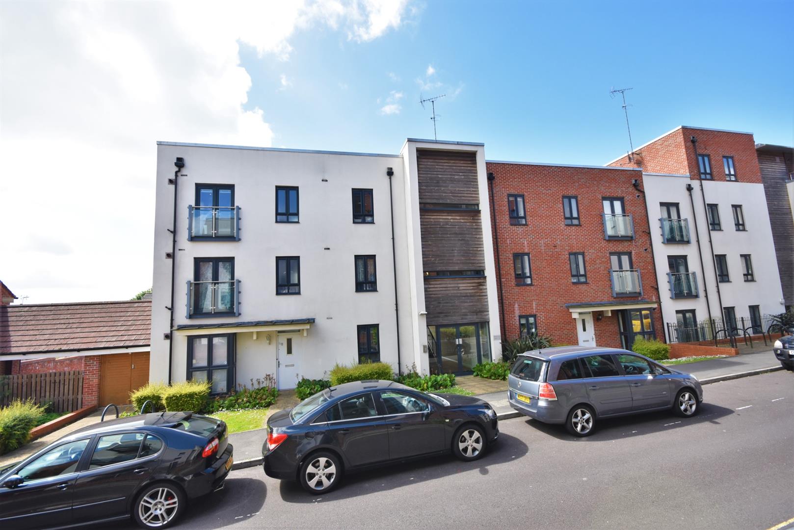 Basingstoke Estate Agents, Basingstoke For Sale, Barons Estate Agents